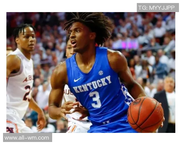 马克西感激洛瑞在篮球与生活中给予的指导与支持助其成长为领袖 马克西感激洛瑞在篮球与生活中给予的指导与支持助其成长为领袖